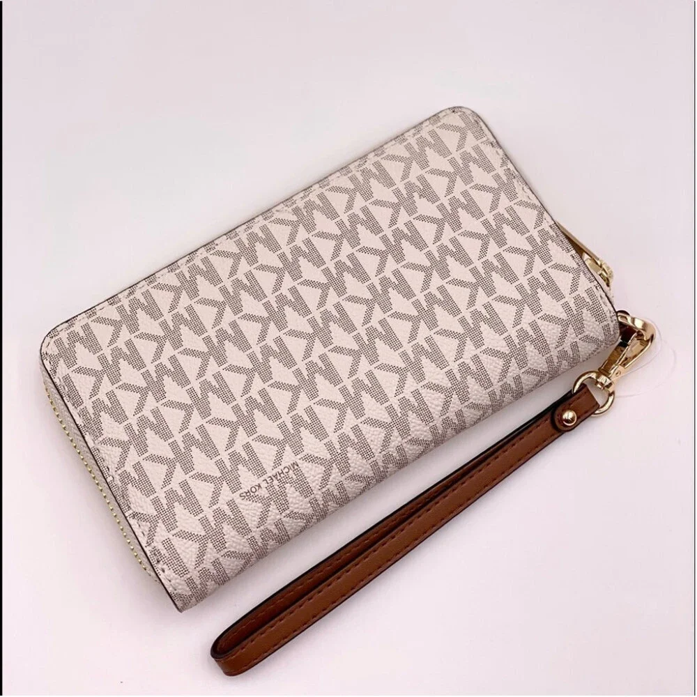 Michael Kors Jet Set Travel Wallet Phone Case